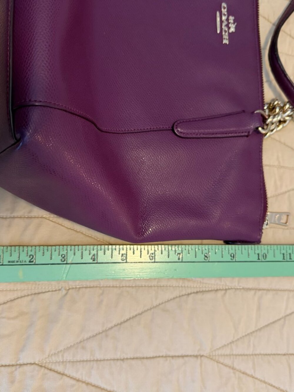 COACH Ava Chain Tote Crossgrain Leather Gold Chain Purple Plum Handbag F37201 - Picture 3 of 15